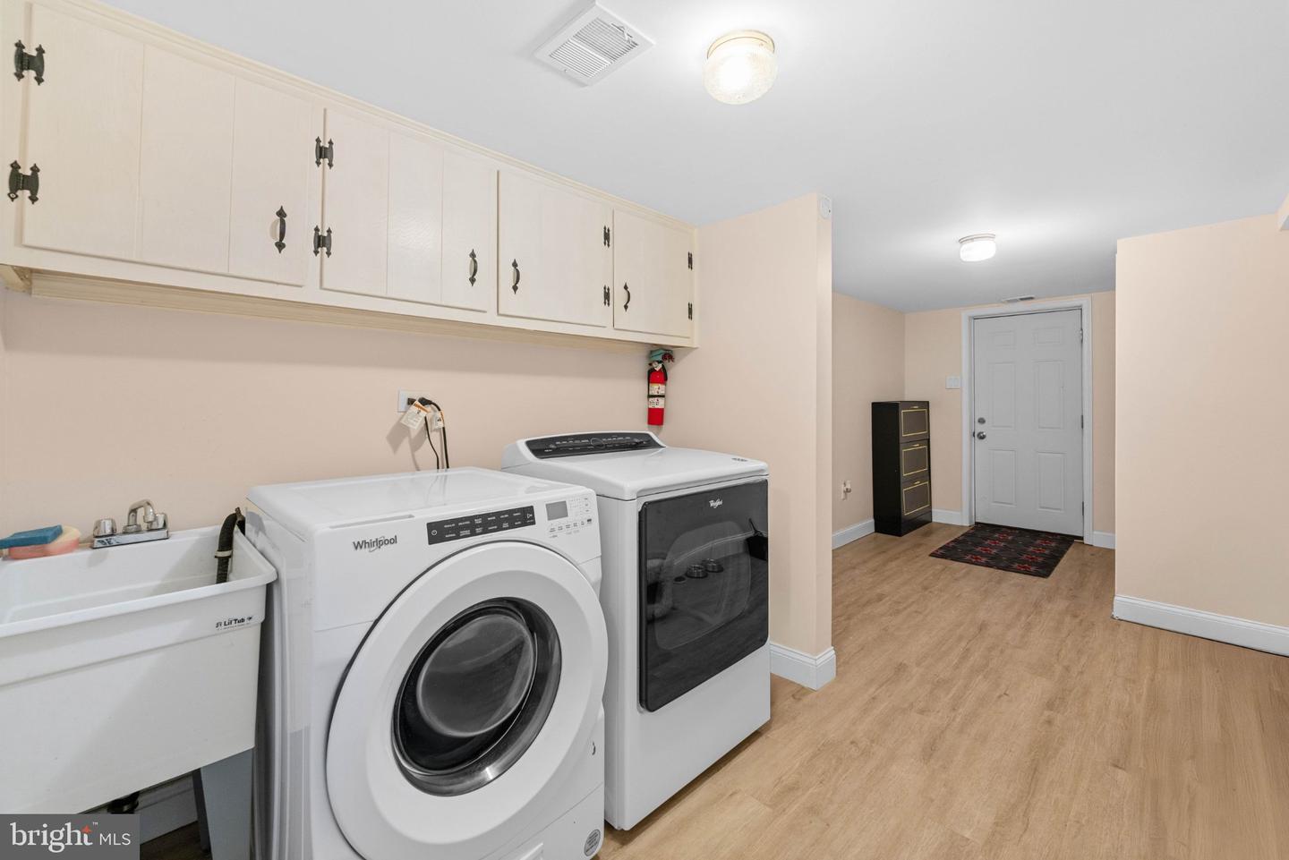 105 Rennard Ter Property Photo 31