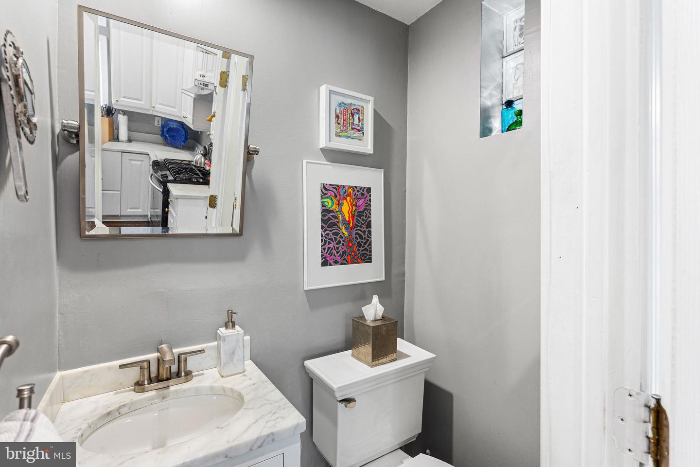 2343 Perot St Property Photo 10