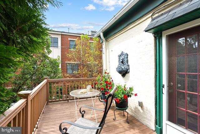 2343 Perot St Property Photo 23
