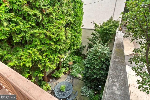 2343 Perot St Property Photo 24