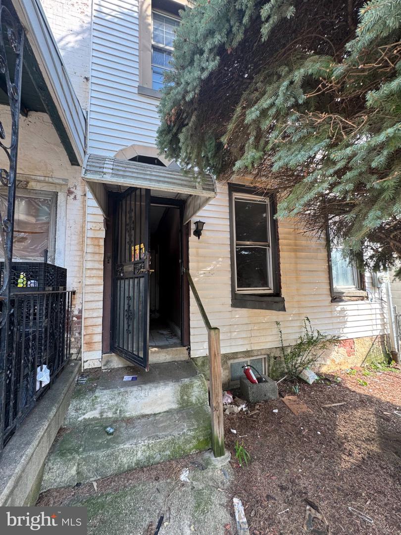 4271 Paul St Property Photo 2