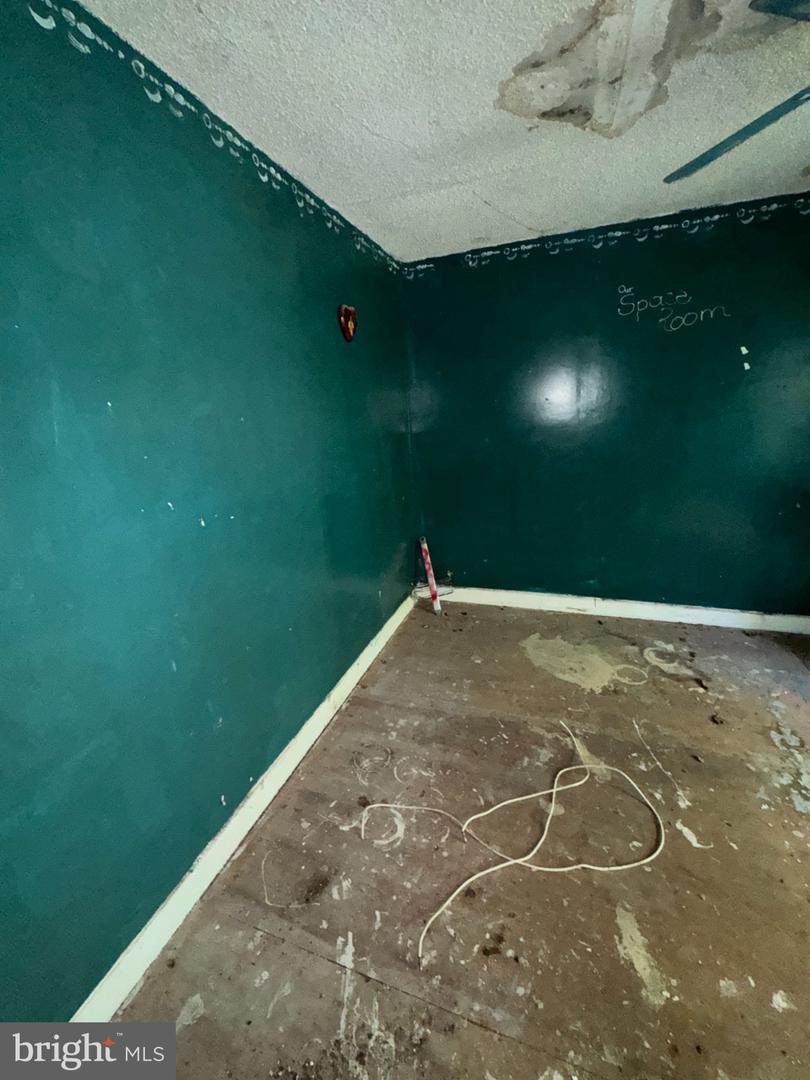 4271 Paul St Property Photo 26