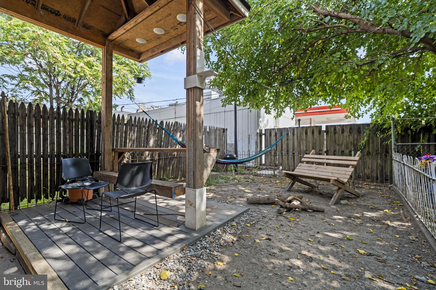 2307 Buckius St Property Photo 26