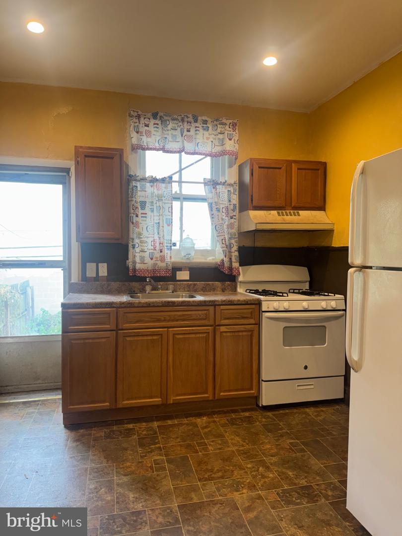 5403 Thomas Ave Property Photo 11