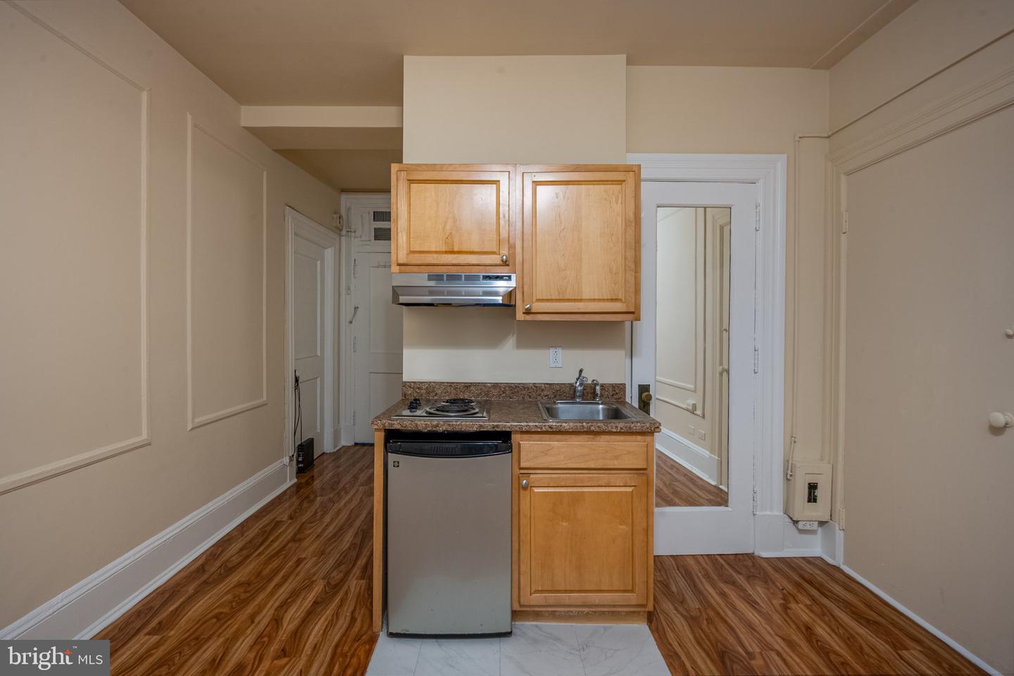 1324 Locust St #424 Property Photo 7