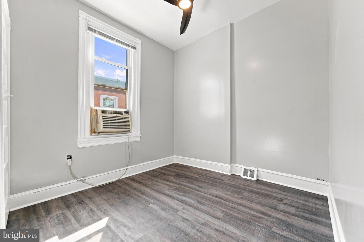 2841 N Ringgold St Property Photo 22