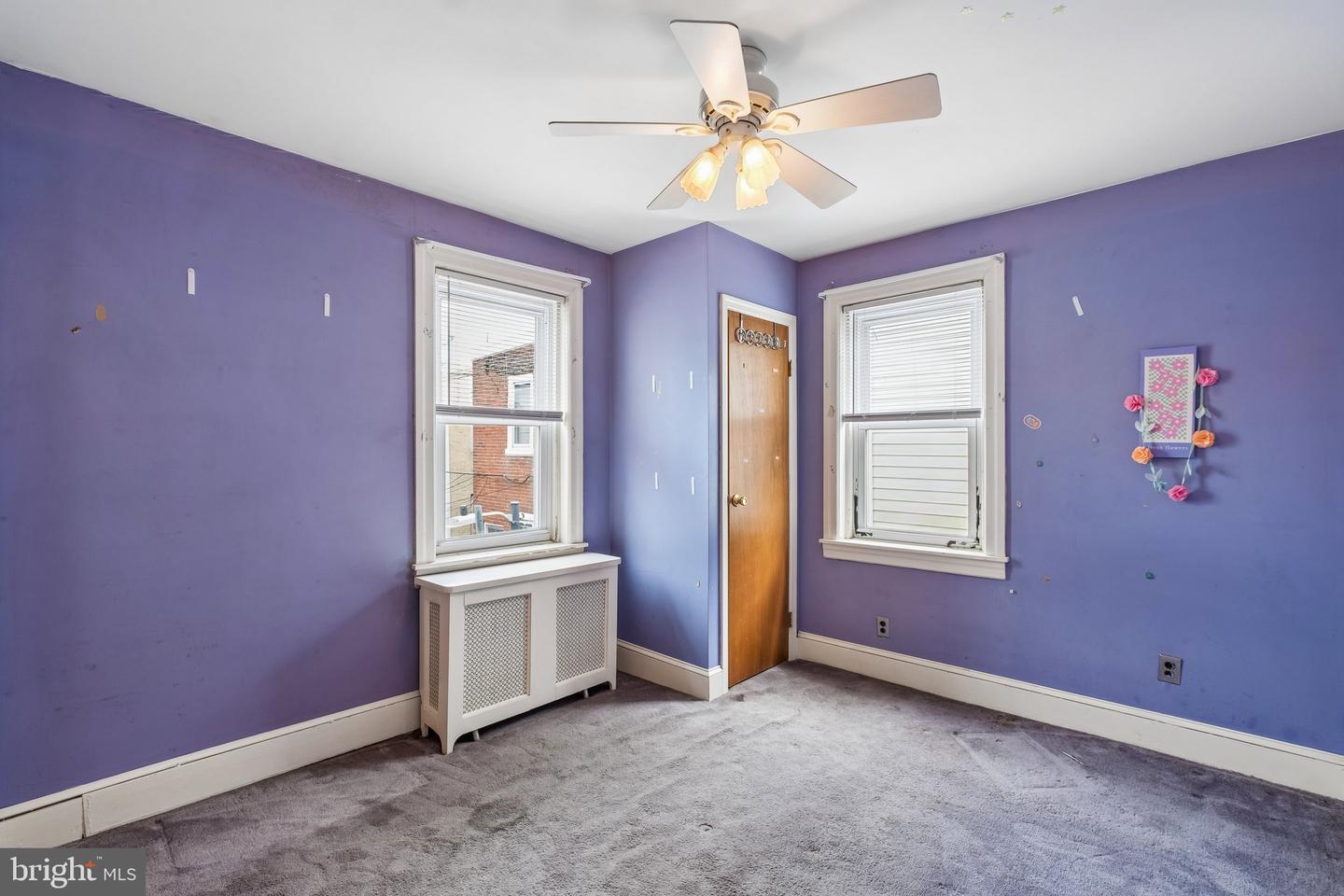2559 E Ann St Property Photo 17
