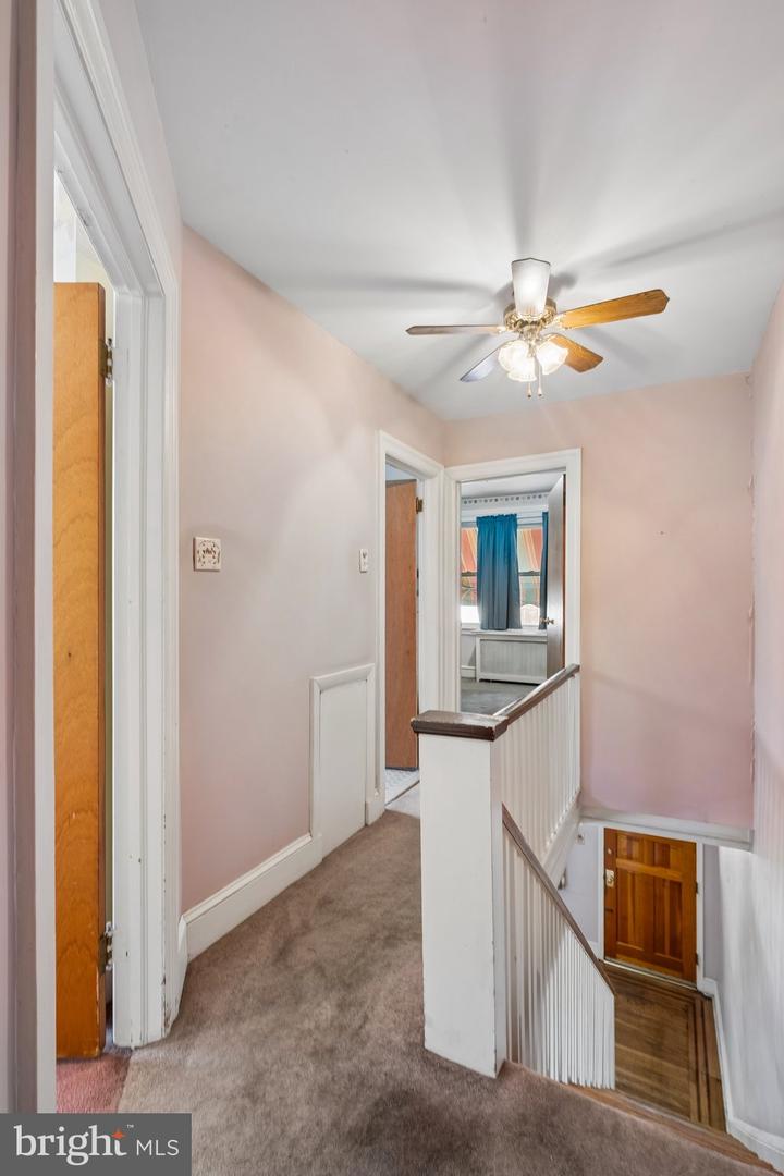 2559 E Ann St Property Photo 20