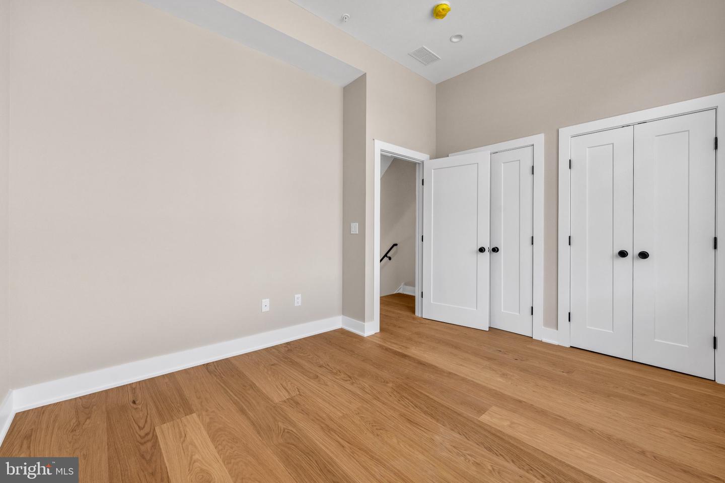 905 Emily Property Photo 28