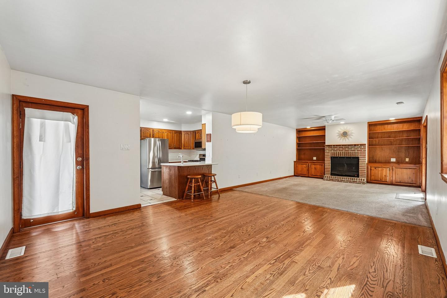915 Lomond Ln Property Photo 11