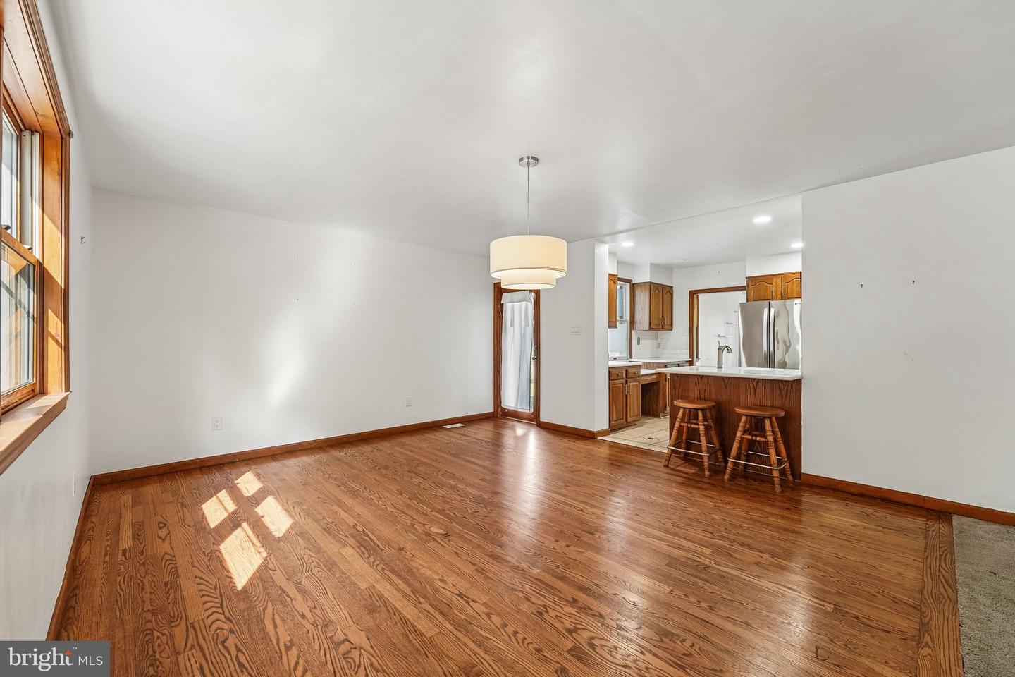 915 Lomond Ln Property Photo 12