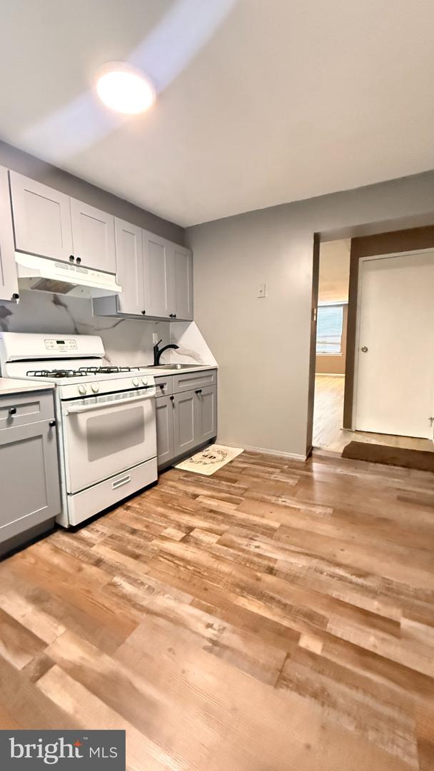 3006 N Bonsall St Property Photo 6