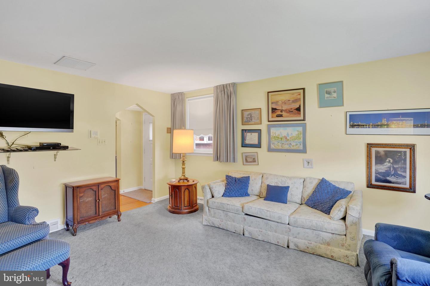 1243 Stanwood St Property Photo 5