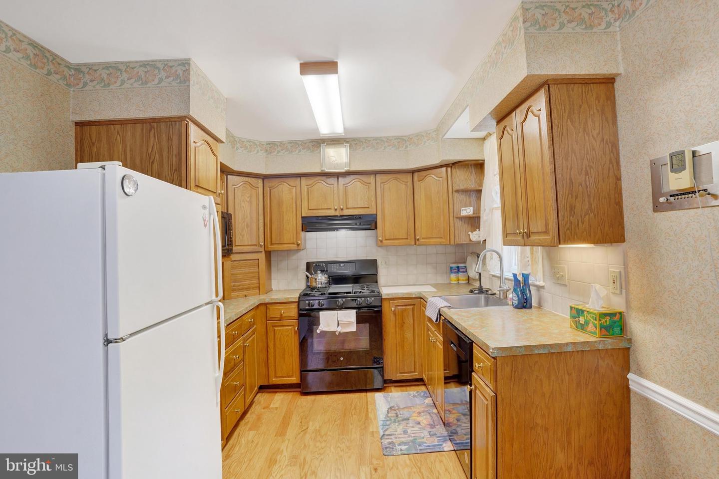 1243 Stanwood St Property Photo 9