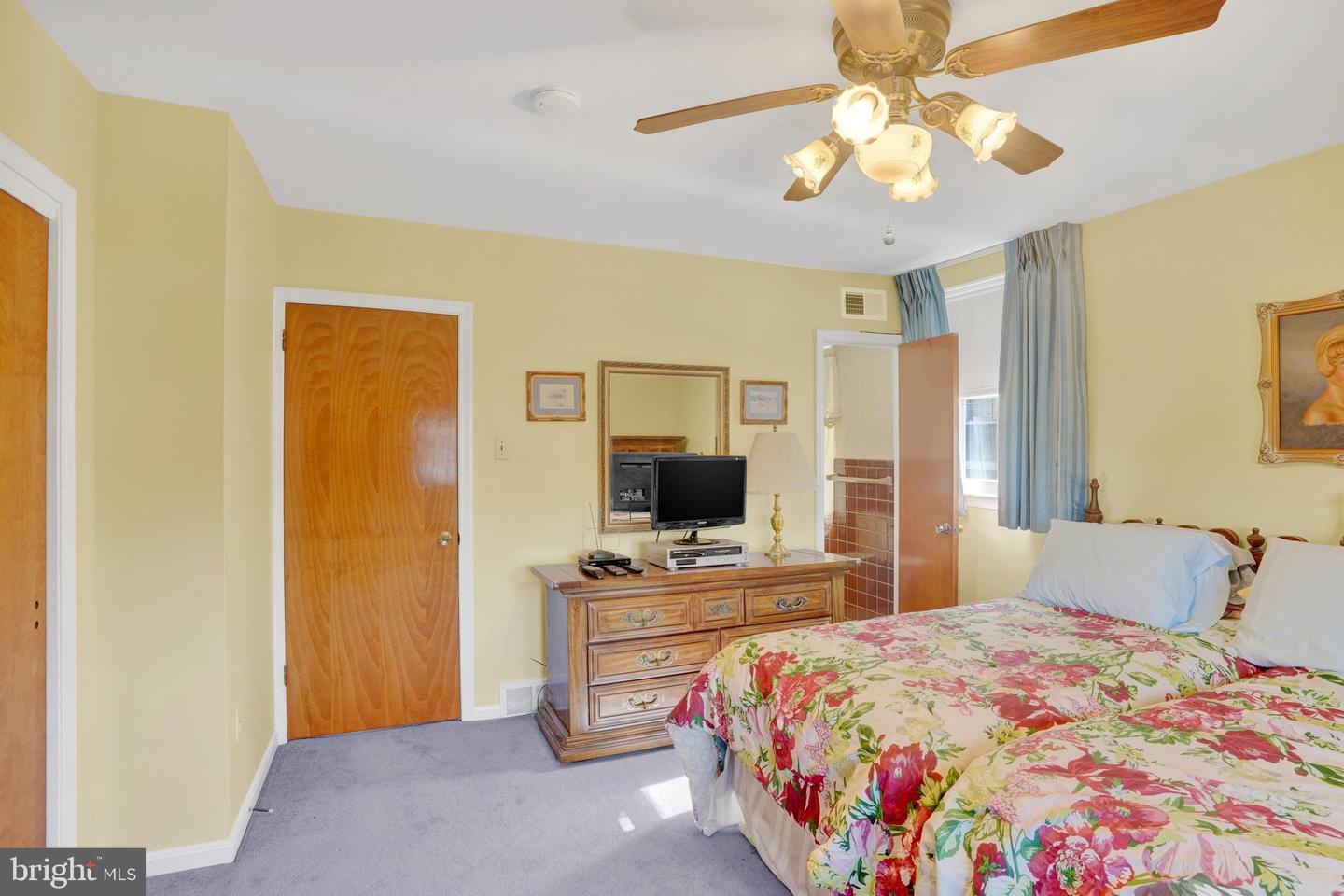 1243 Stanwood St Property Photo 42