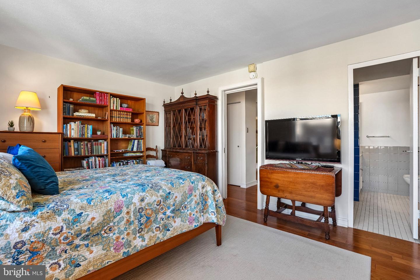 604 S Washington Sq #416 Property Photo 19