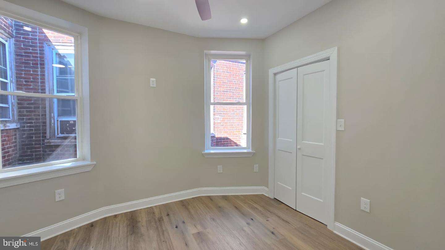 1207 W Wyoming Ave #2 Property Photo 8
