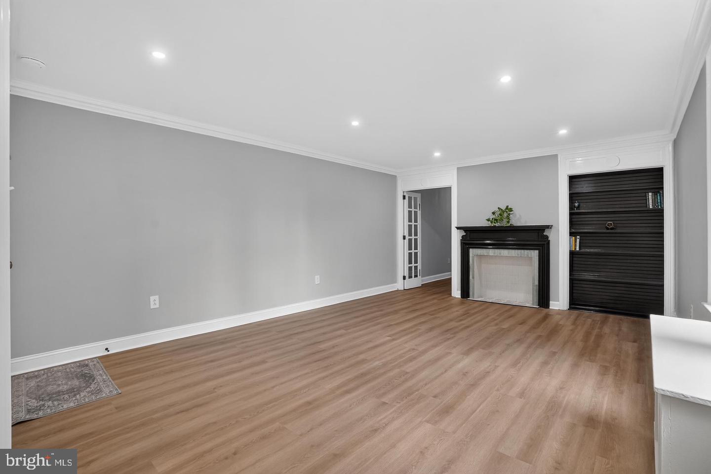 4637 Pine St #d410 Property Photo 4