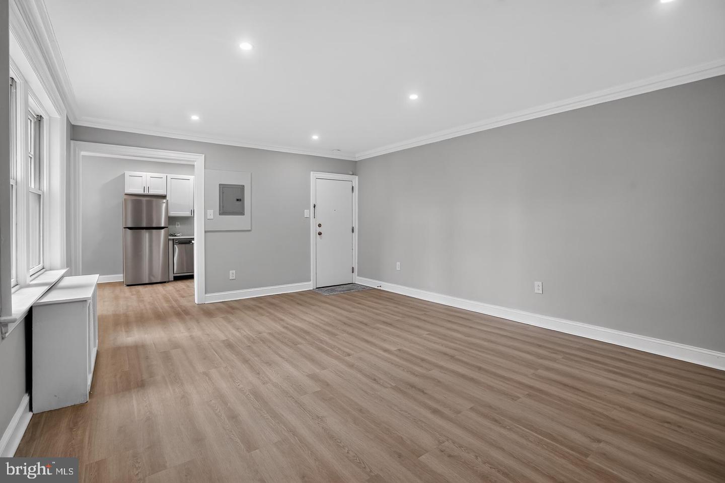 4637 Pine St #d410 Property Photo 5