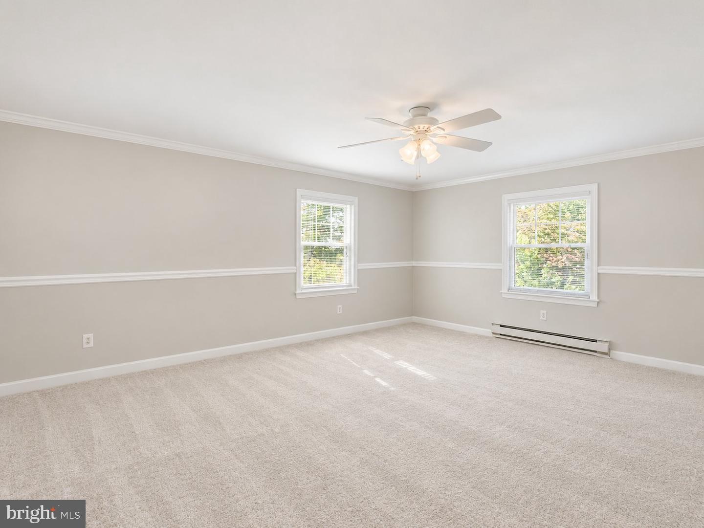 9818 Woodfern Rd Property Photo 20