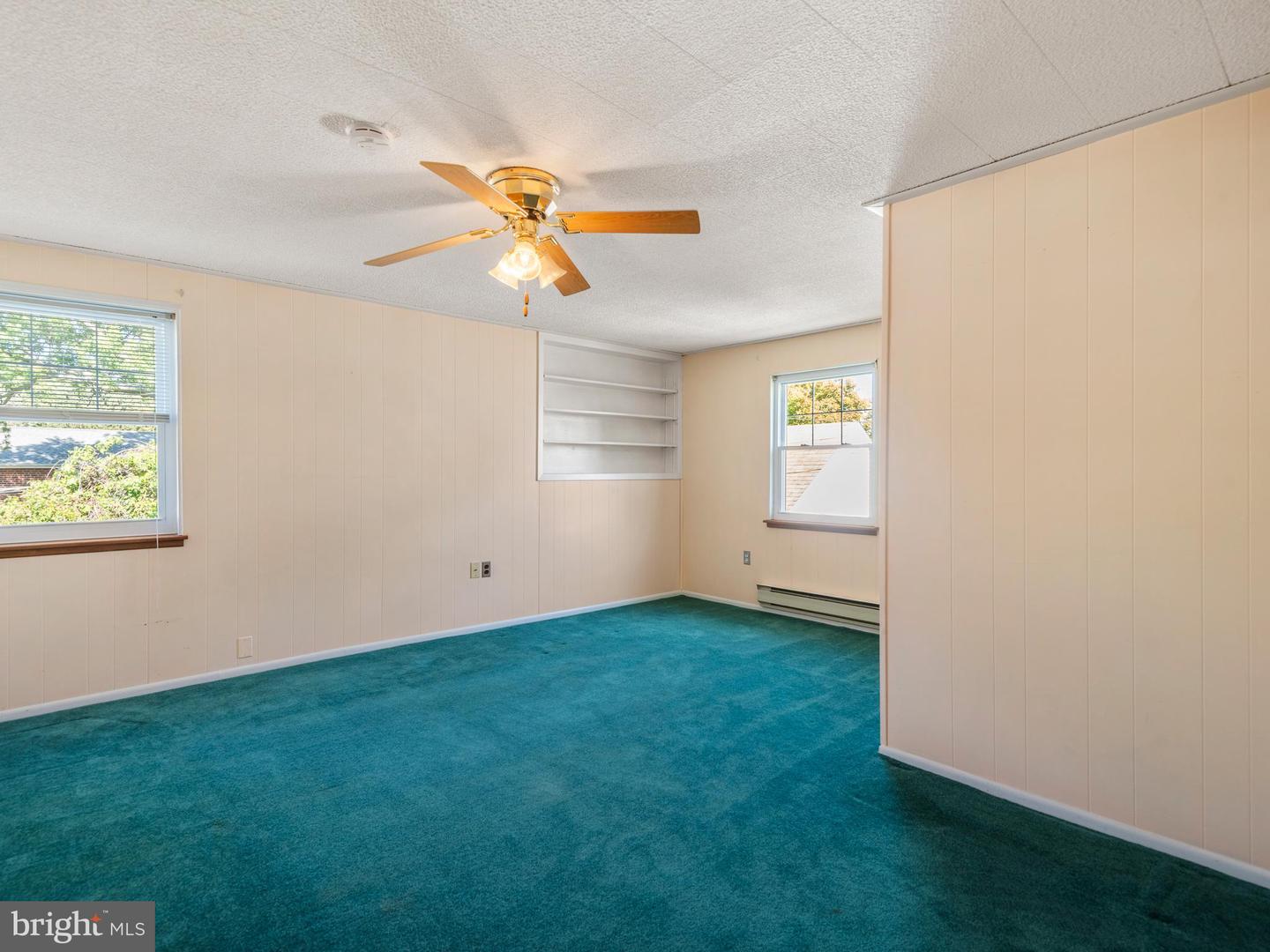 9818 Woodfern Rd Property Photo 29