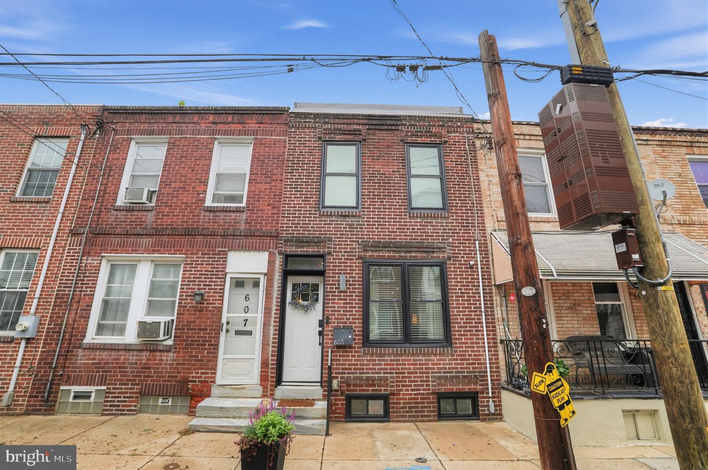 605 Dudley St Property Photo 3