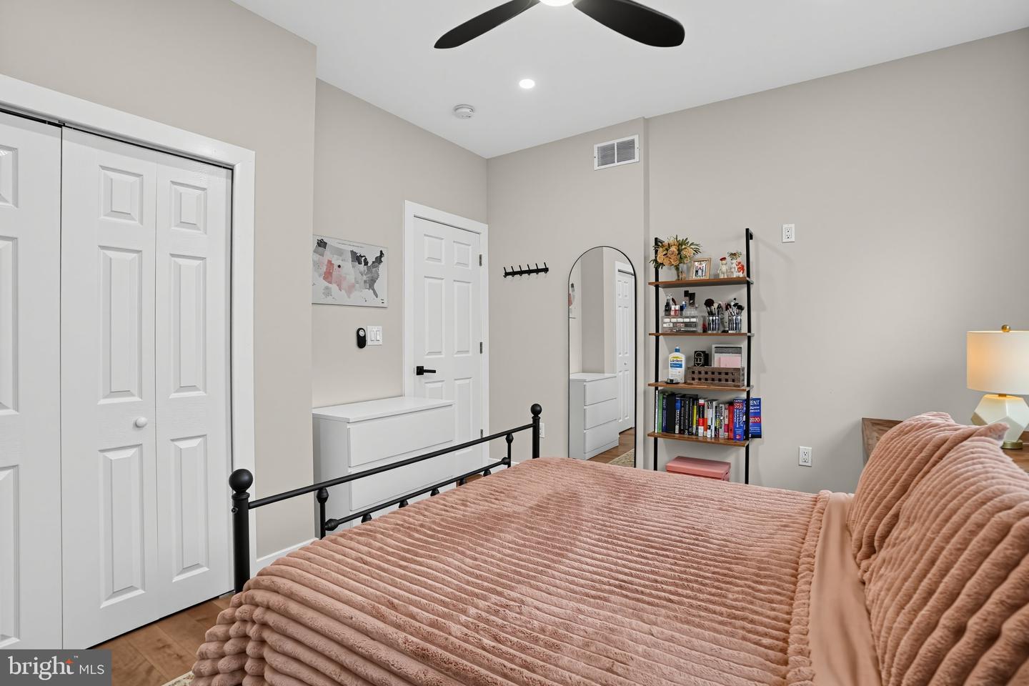 605 Dudley St Property Photo 18
