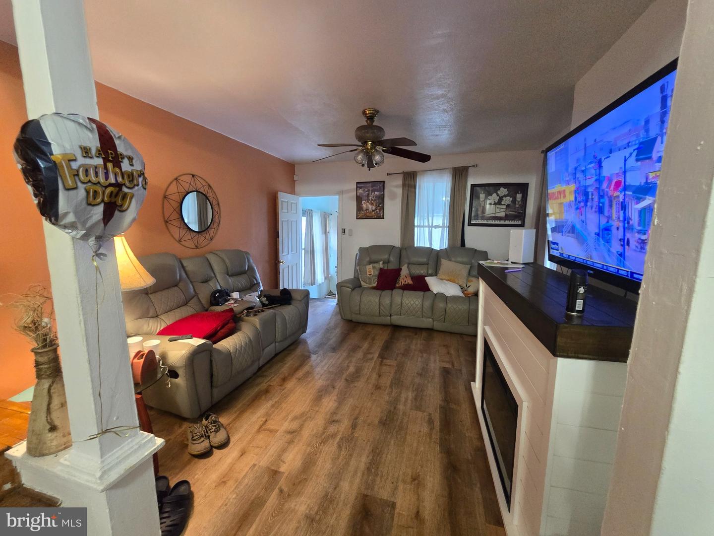 6113 N Lambert St Property Photo 13