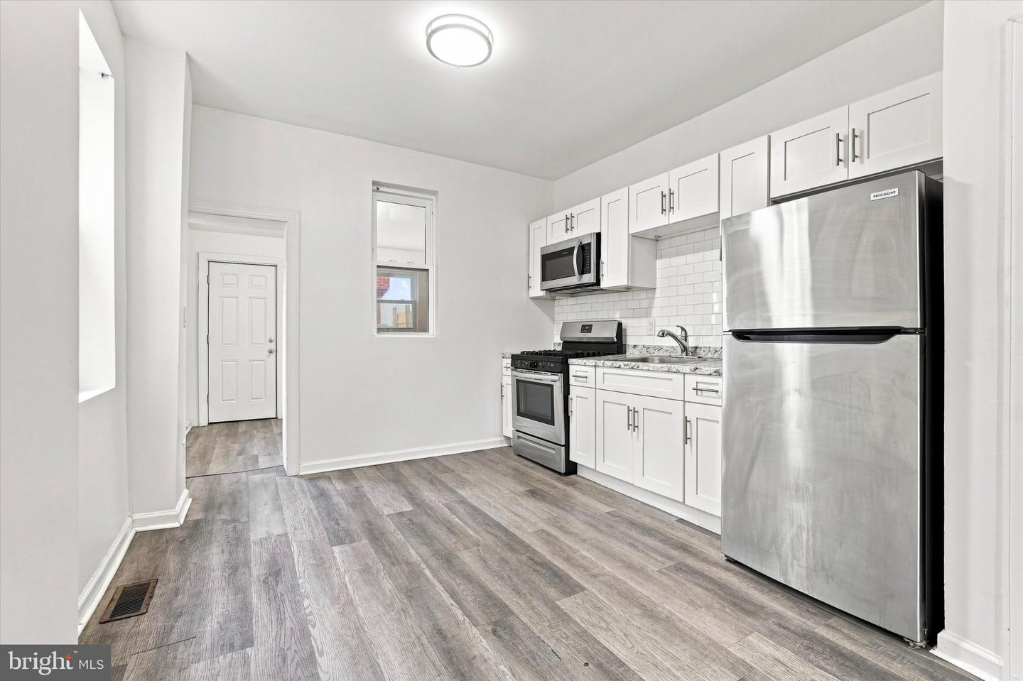 2947 Rorer St Property Photo 13