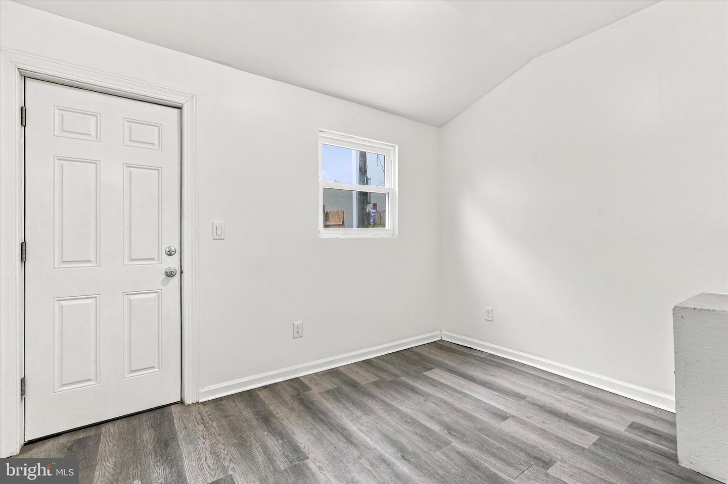 2947 Rorer St Property Photo 15