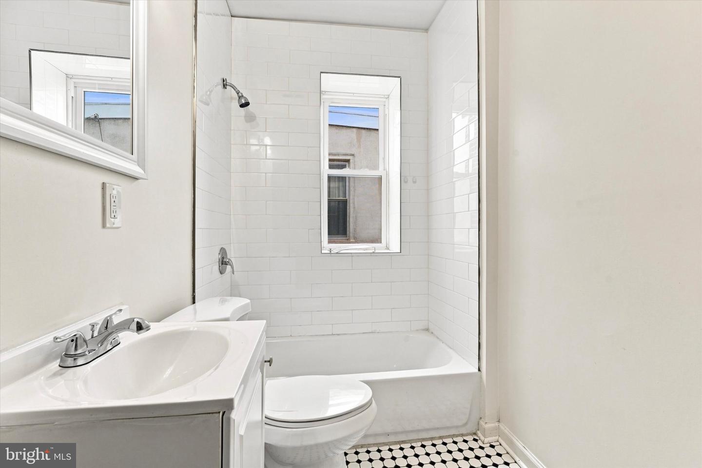 2947 Rorer St Property Photo 17