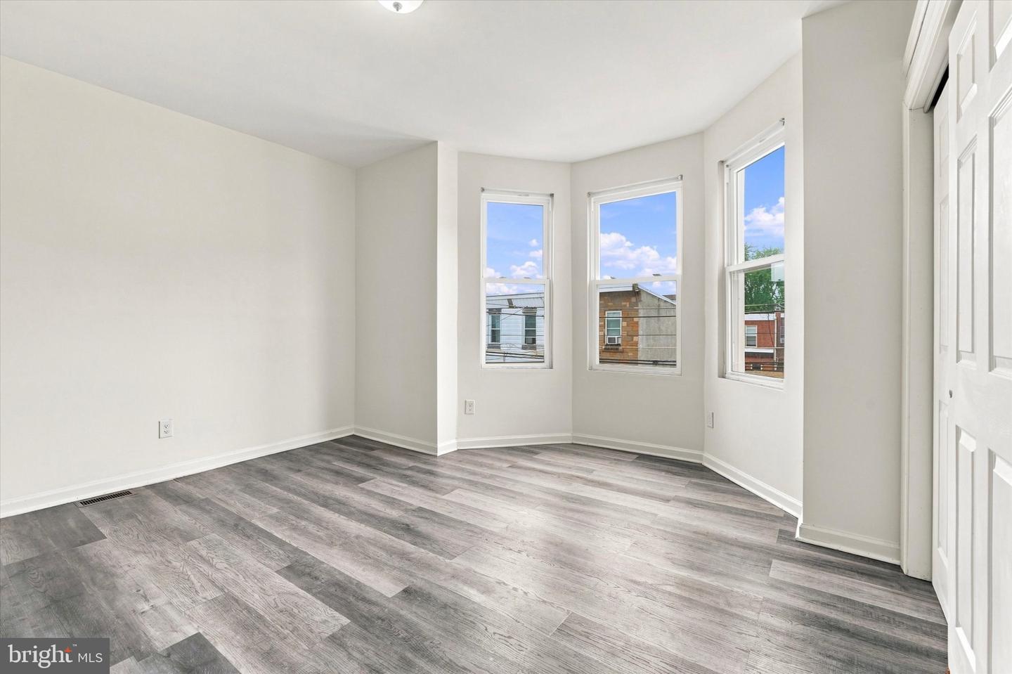 2947 Rorer St Property Photo 28