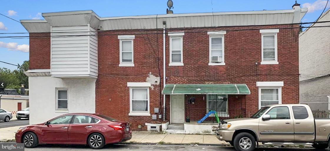 352 N GROSS ST #2 Property Photo 1