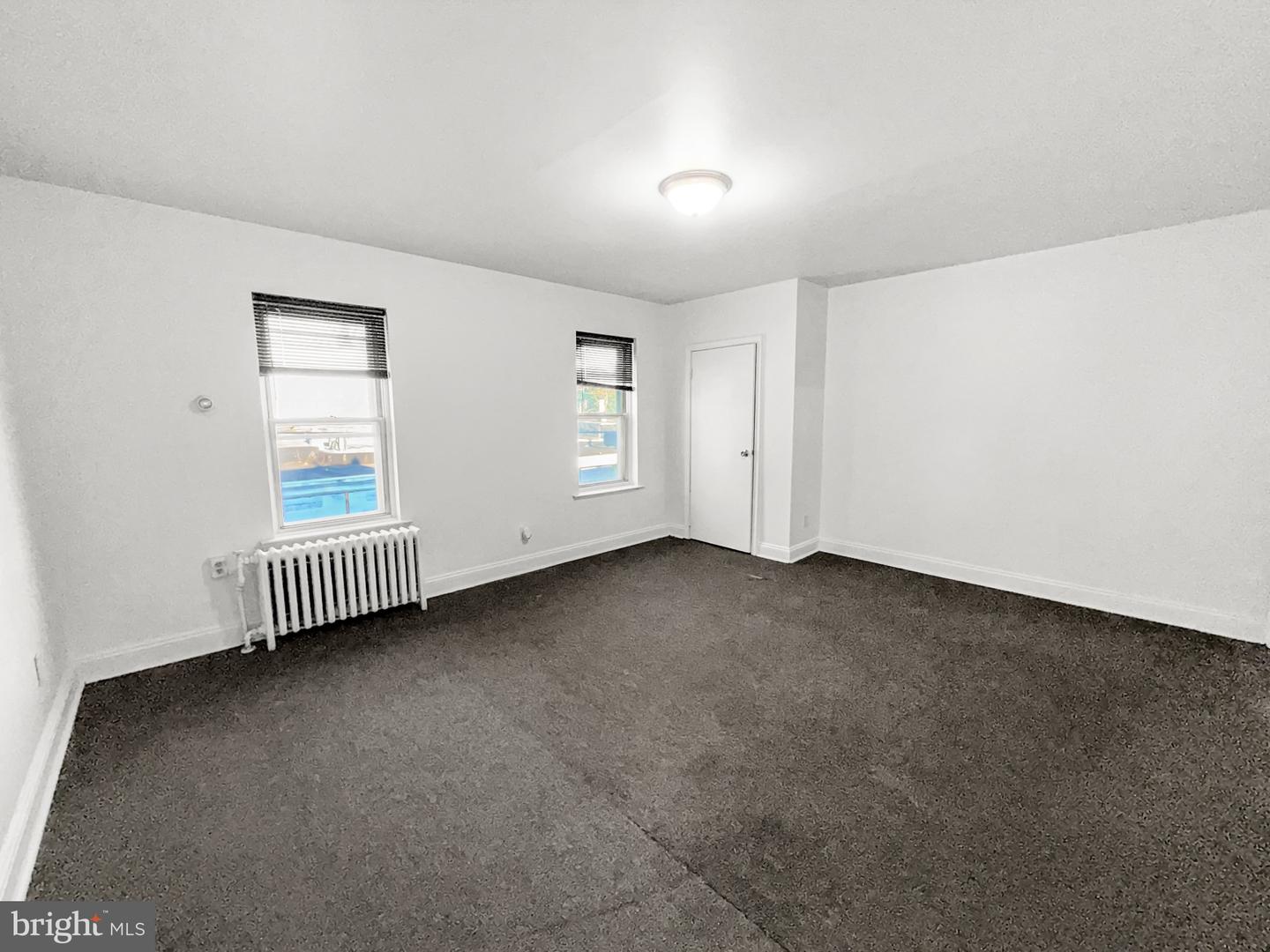 352 N Gross St #2 Property Photo 6