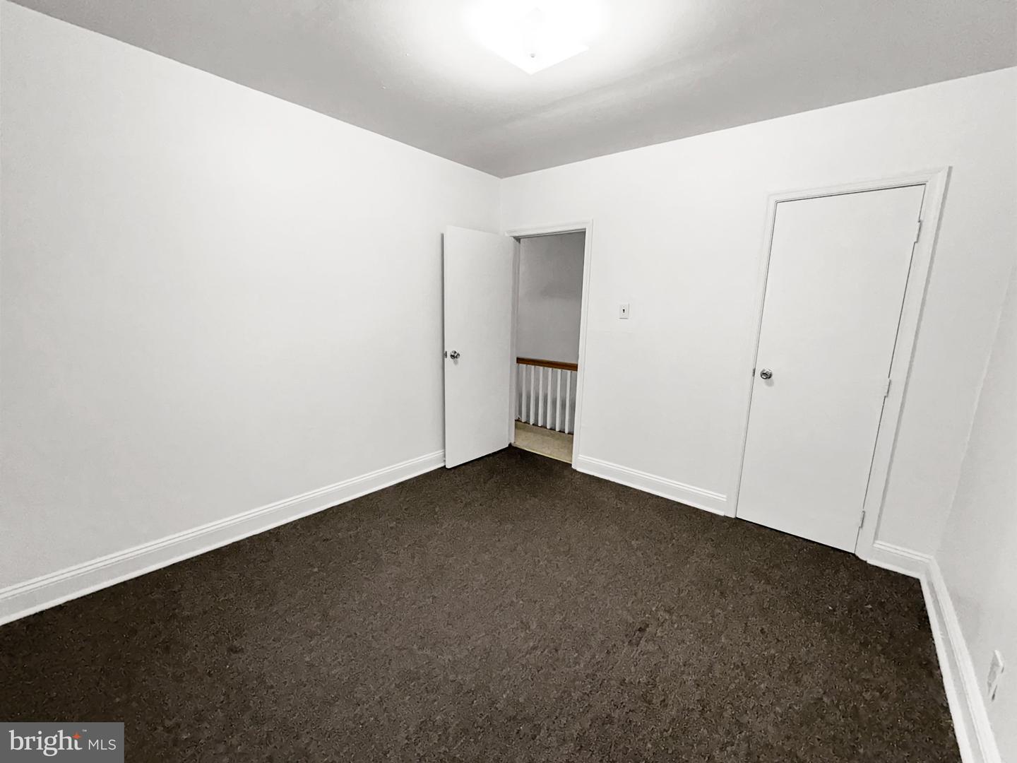 352 N Gross St #2 Property Photo 10