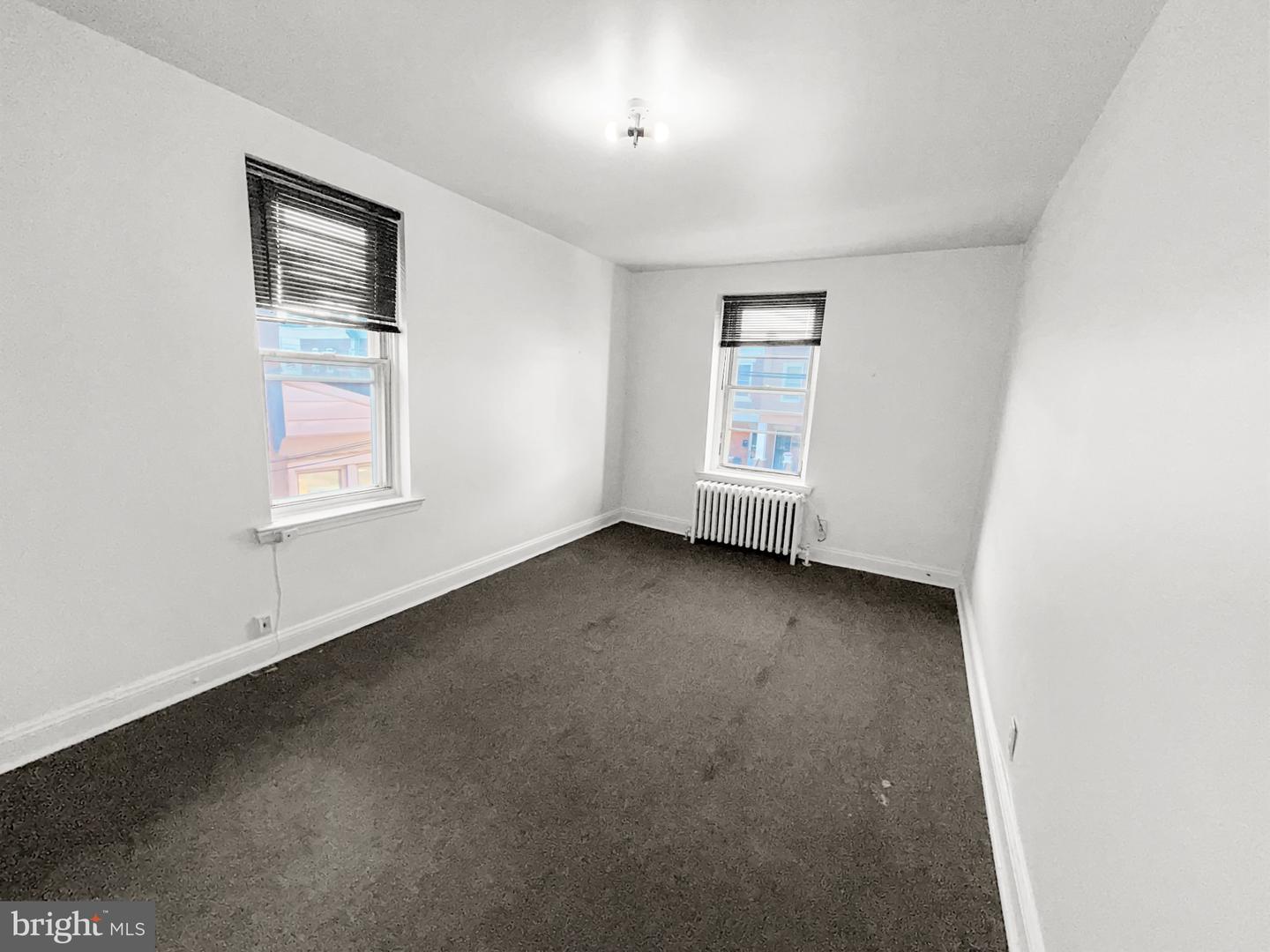 352 N Gross St #2 Property Photo 11
