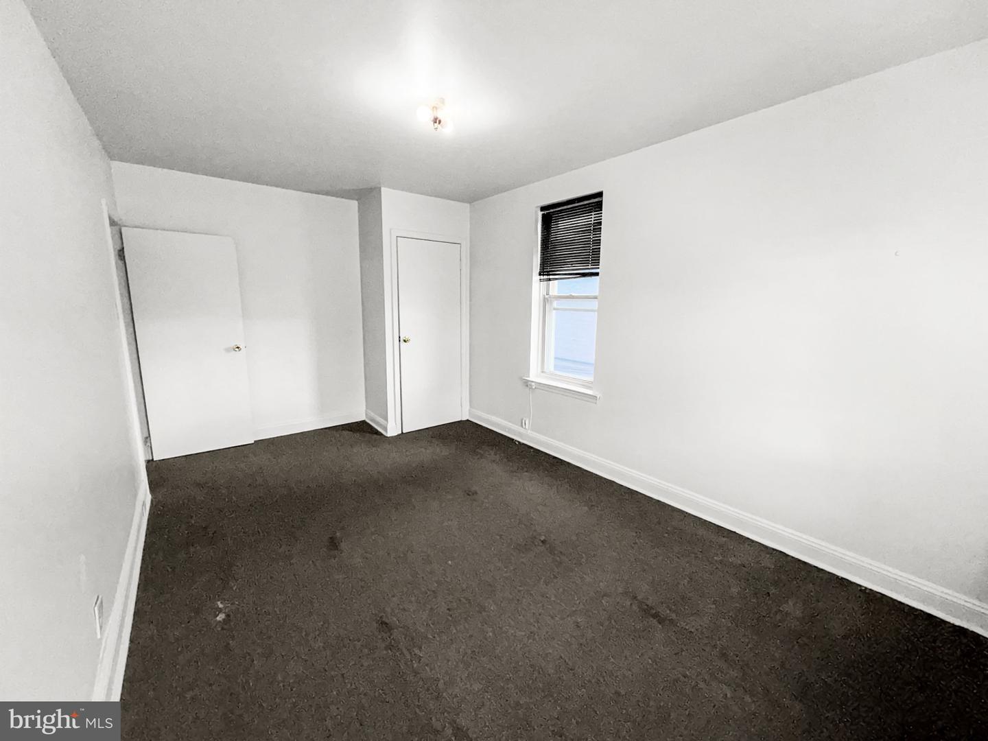 352 N Gross St #2 Property Photo 12