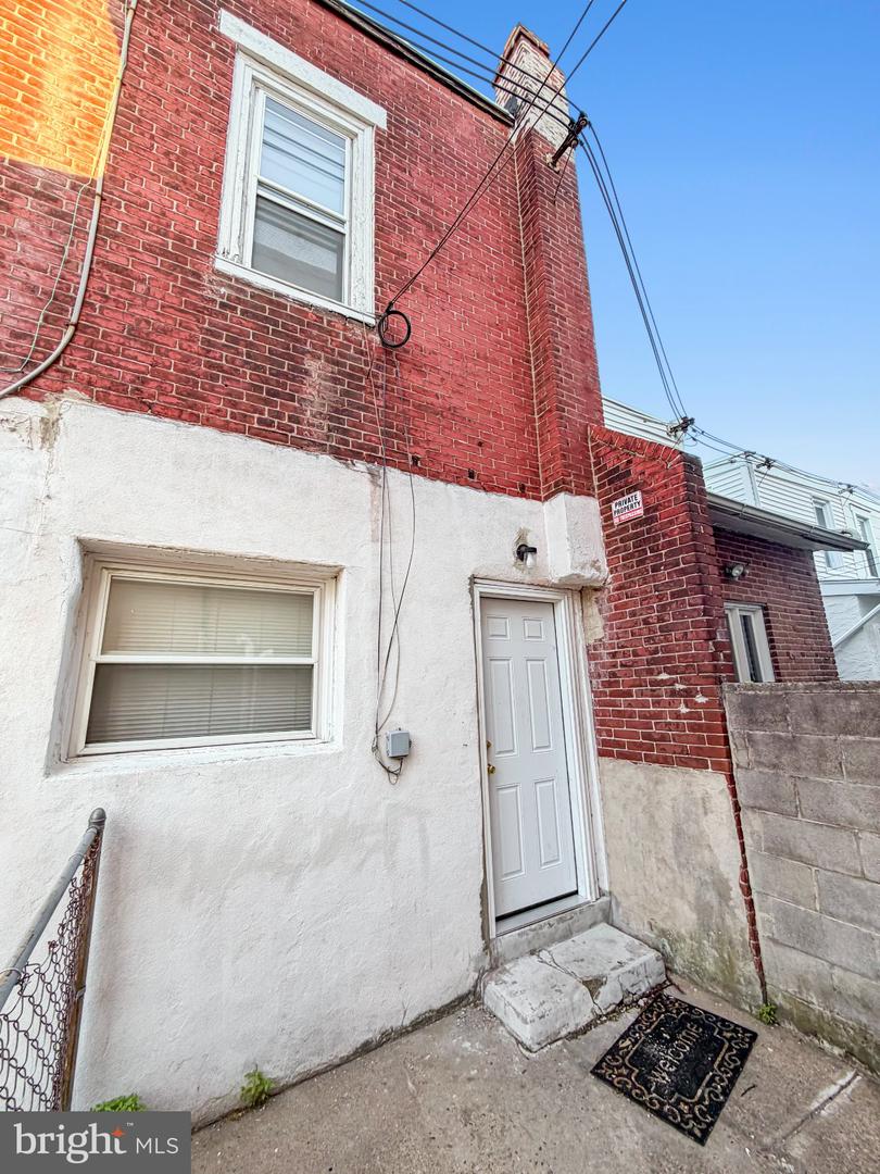 352 N Gross St #2 Property Photo 13