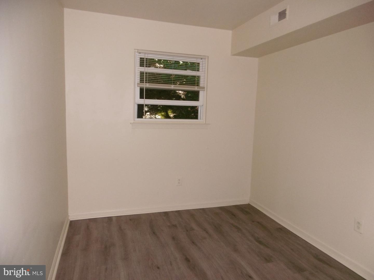 235 Parker Avenue Property Photo 5