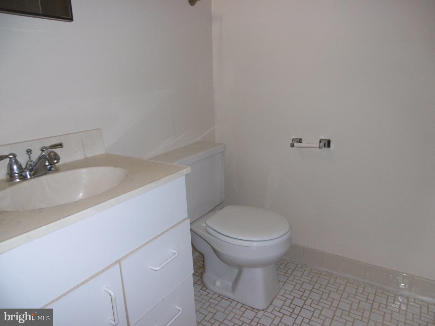 235 Parker Avenue Property Photo 7