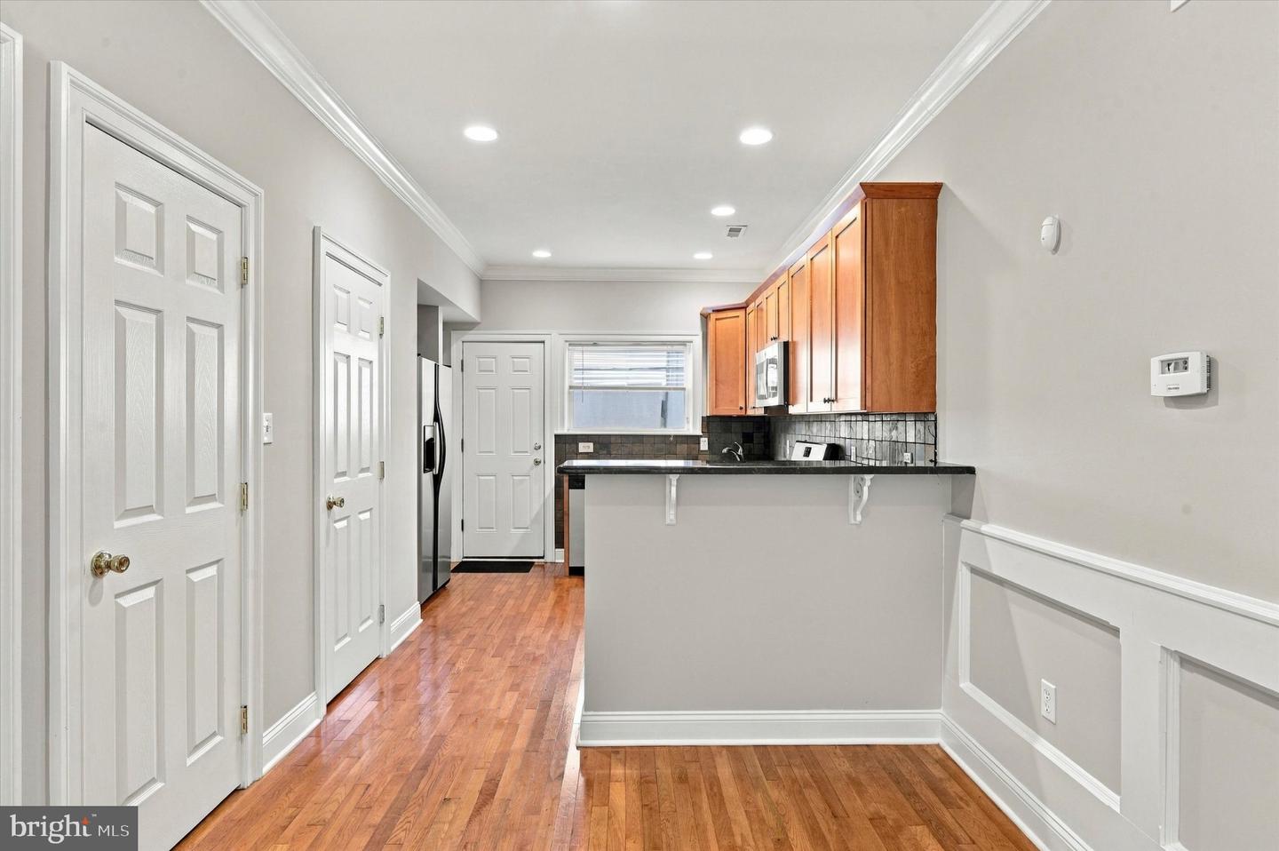2631 Ellsworth St Property Photo 7