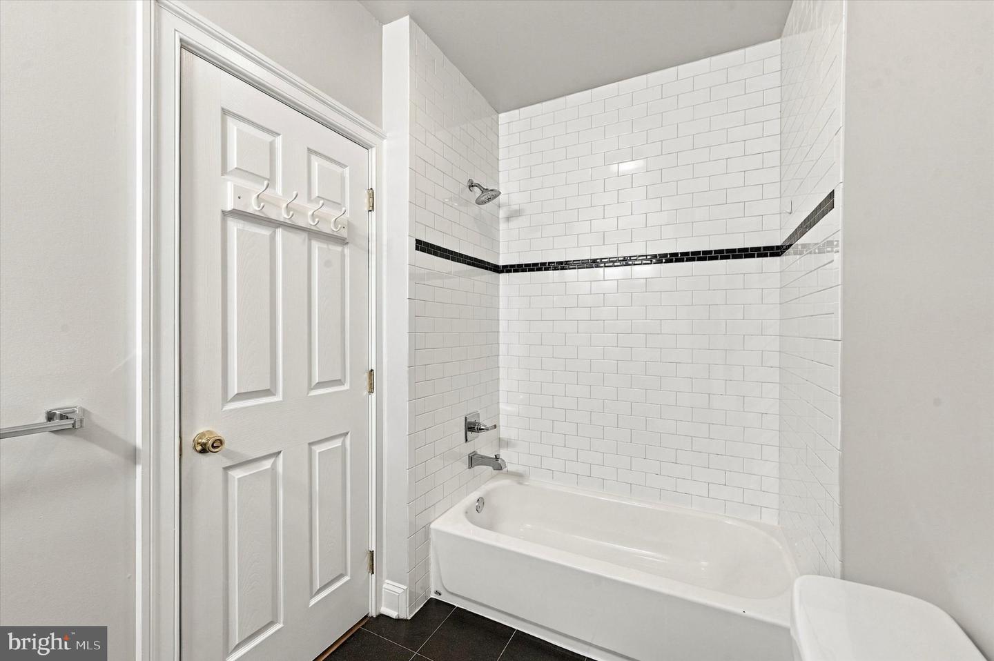 2631 Ellsworth St Property Photo 17