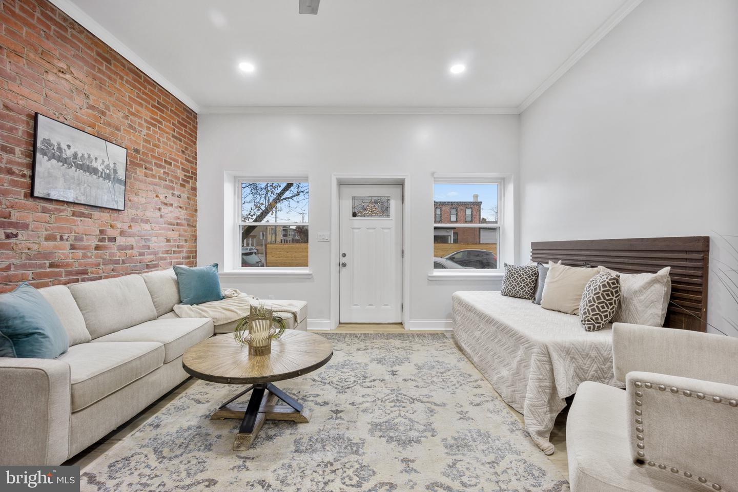 2662 Lefevre St Property Photo 6