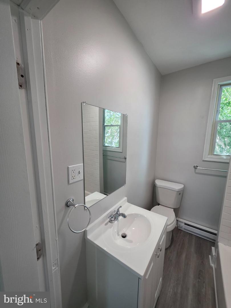 5028 N 13th St #3 Property Photo 10