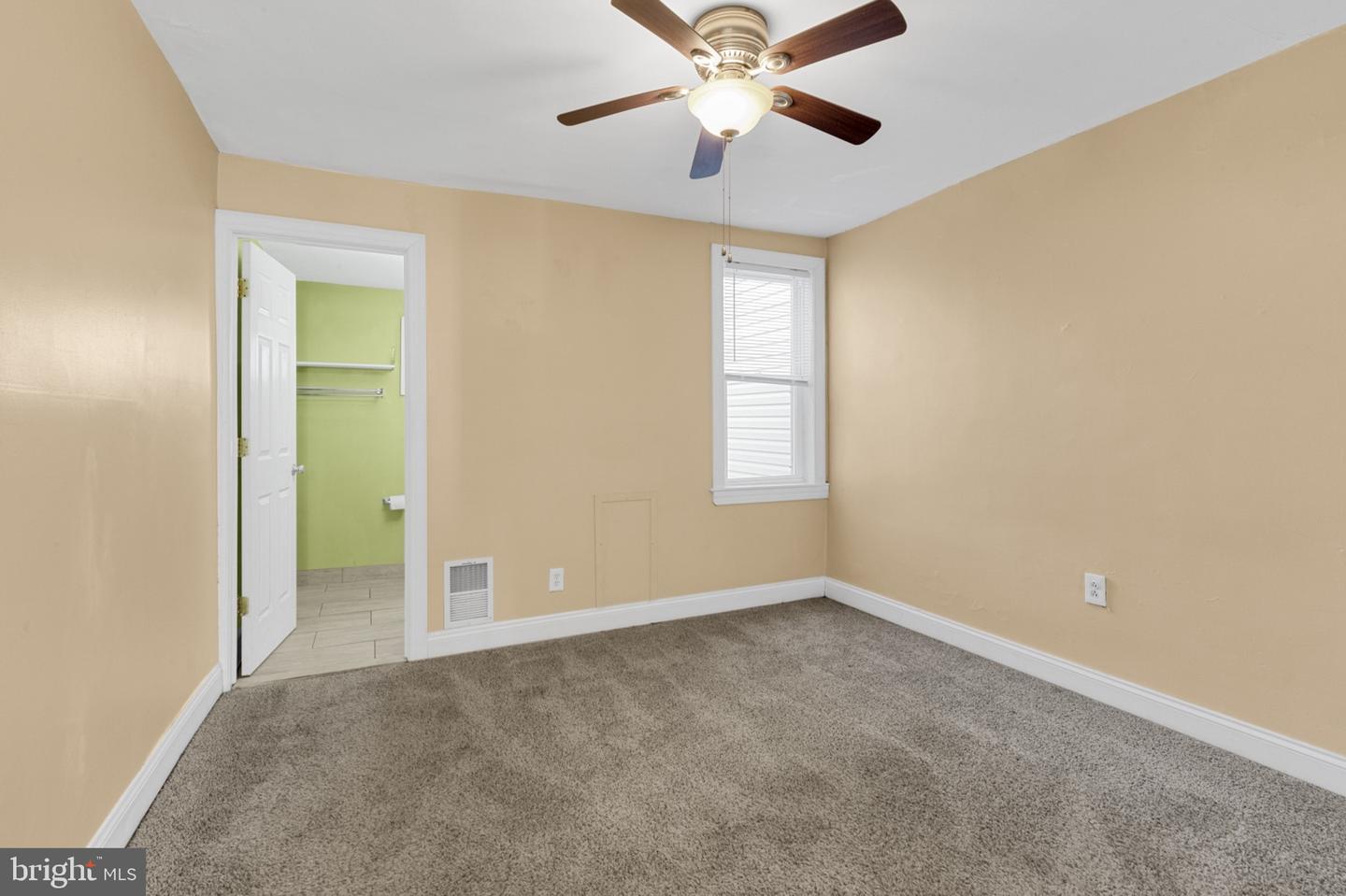 2041 E Arizona St Property Photo 14