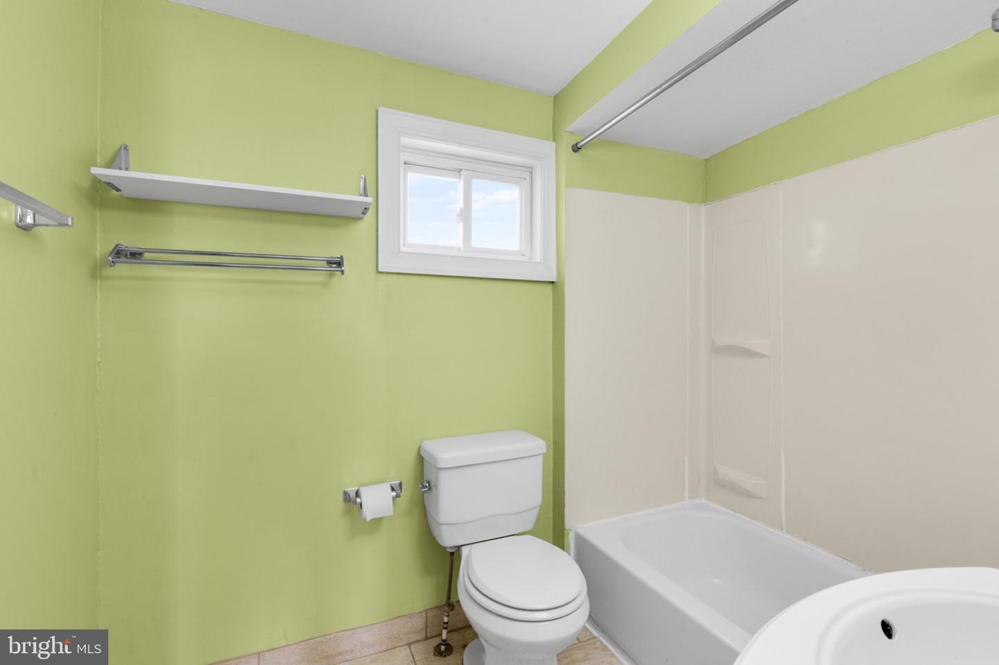 2041 E Arizona St Property Photo 18