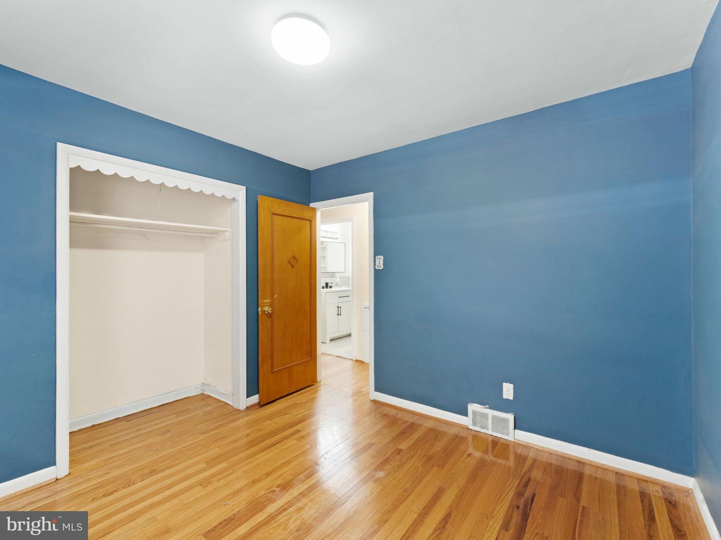 7747 Richard St Property Photo 13