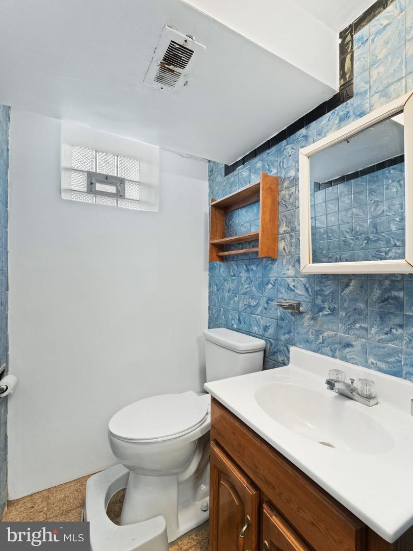 7747 Richard St Property Photo 22