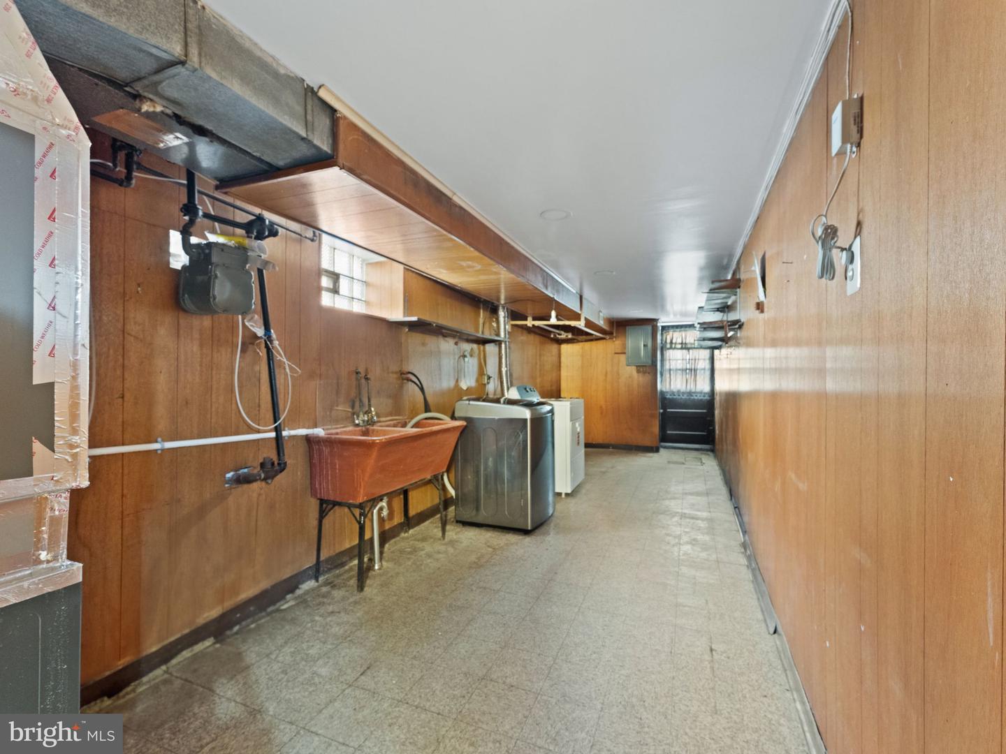 7747 Richard St Property Photo 23