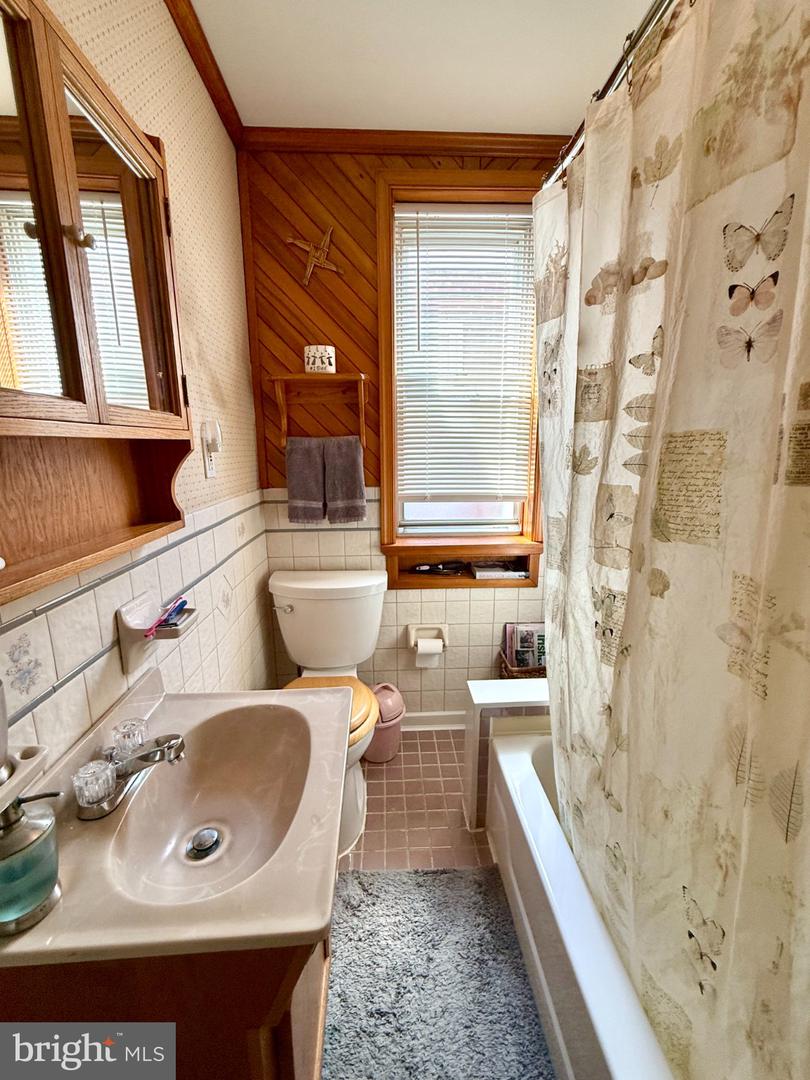 7216 Oakley St Property Photo 26